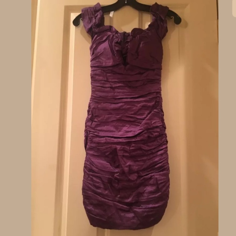 Bcbg maxazria purple ruched dress size 0